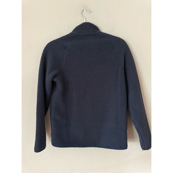 PATAGONIA FLEECE JACKET Youth xl but can fit adult size Small
Great condition - Picture 3 of 3